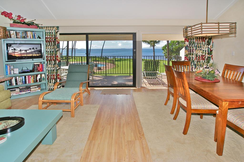 Ma'Alaea Surf Resort Кихей Номер фото